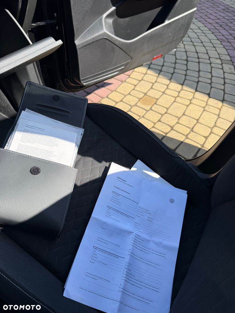 Volkswagen Touran 2.0 TDI SCR DSG Join - 36