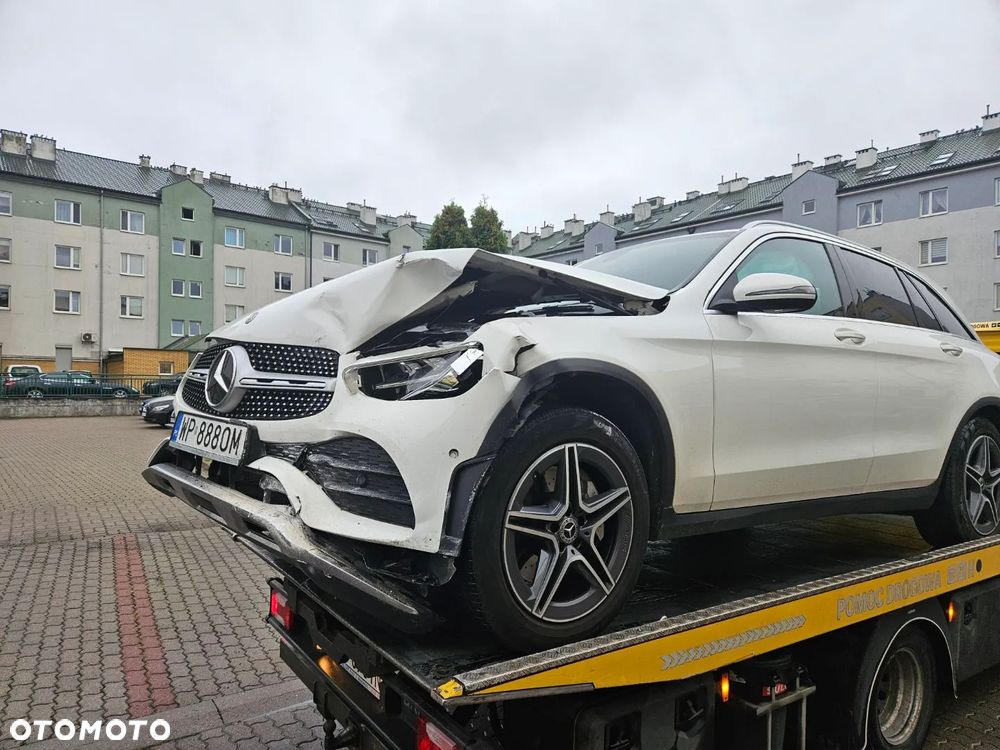 Mercedes-Benz GLC - 2