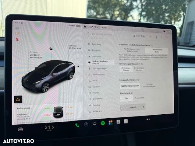 Tesla Model Y Long Range Dual Motor AWD - 13