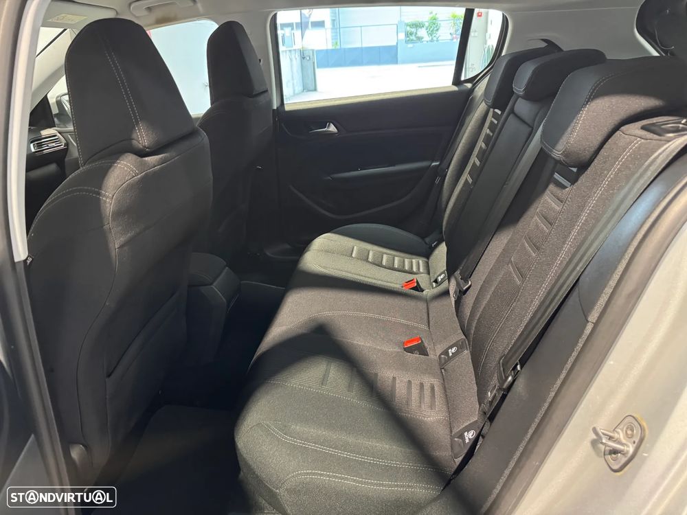 Peugeot 308 e-HDi FAP 115 Stop&Start Allure - 24