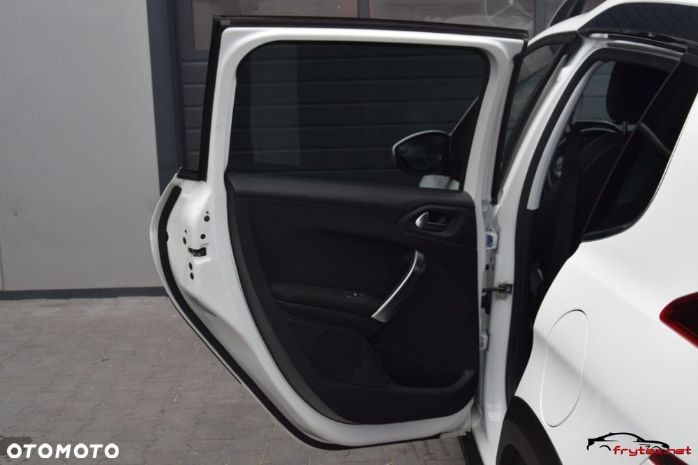 Peugeot 2008 - 19