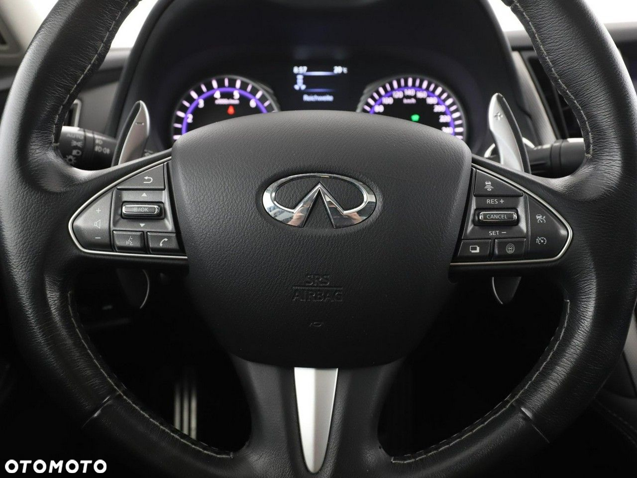 Infiniti Q50 - 21
