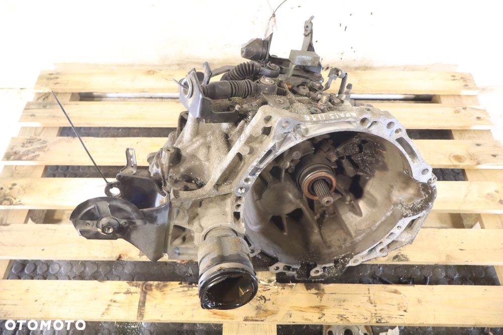 SKRZYNIA BIEGÓW 6 BIEGOWA TOYOTA AURIS II LIFT 1.6 - 5