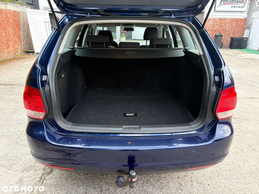 Volkswagen Golf 1.9 TDI DPF Comfortline - 12