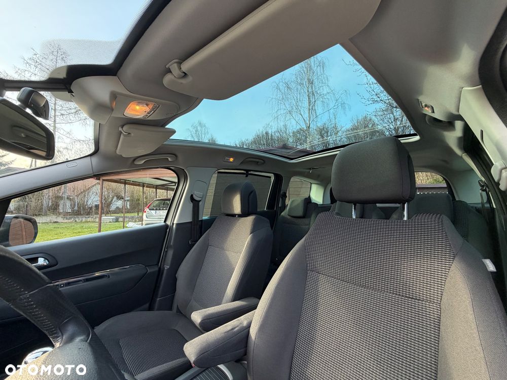 Peugeot 5008 HDI FAP 160 Automatik Allure - 28