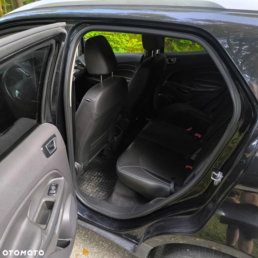 Ford EcoSport - 11