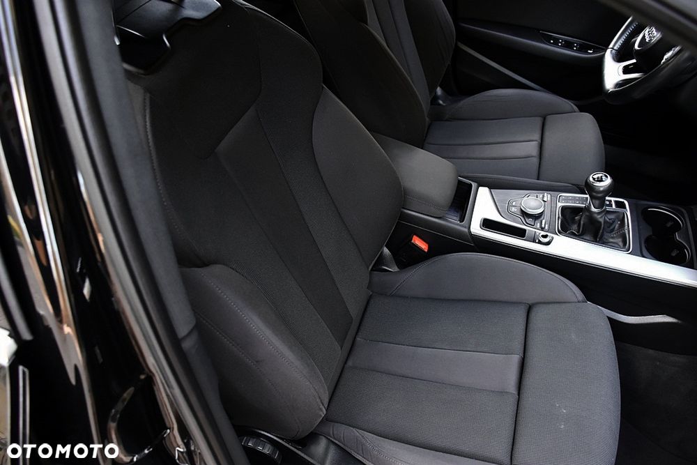 Audi A4 Avant 2.0 TDI DPF Attraction - 33