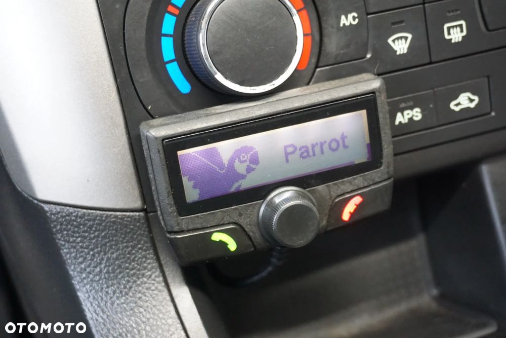 Chevrolet Captiva - 32