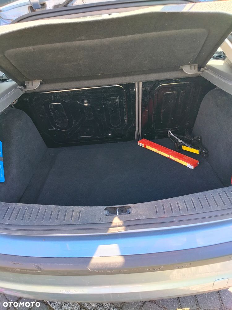 Ford Focus 1.8 TDCi Ambiente - 11