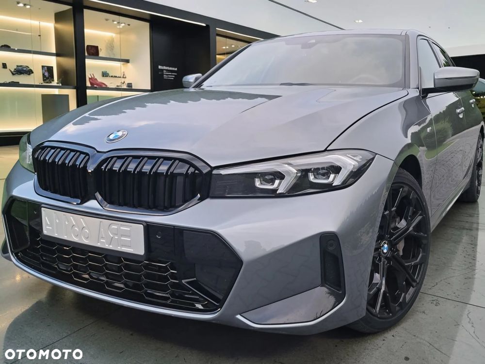 BMW Seria 3 330i xDrive - 1