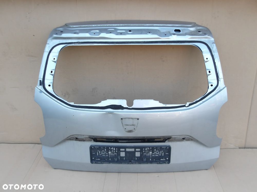 KLAPA BAGAZNIKA DACIA DUSTER II - 1