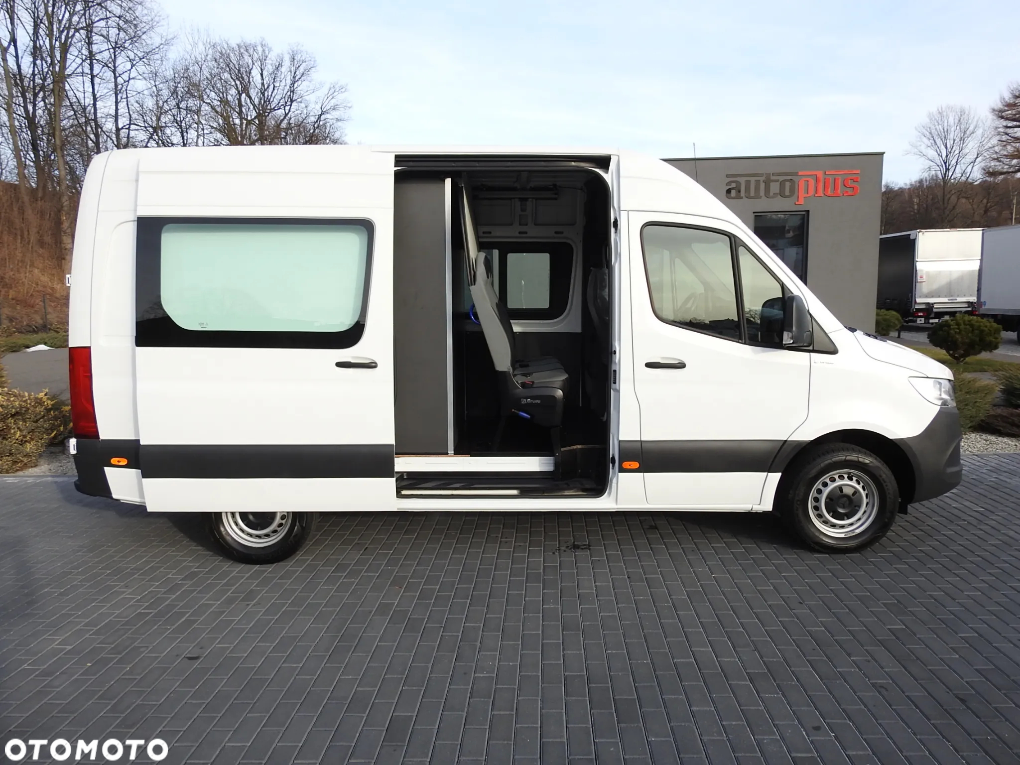 Mercedes-Benz SPRINTER 314 FURGON BRYGADÓWKA 6 MIEJSC TEMPOMAT KLIMATYZACJA 140KM [ 373346 ] - 9