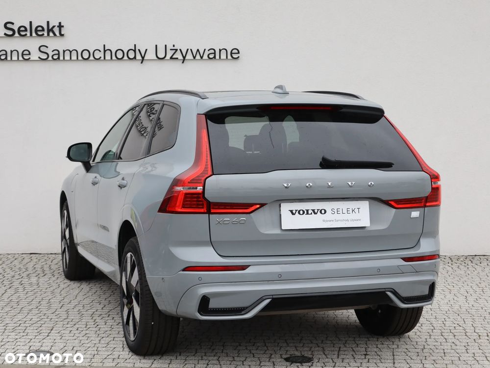 Volvo XC 60 T8 Plug-In Hybrid AWD Ultimate Dark - 5