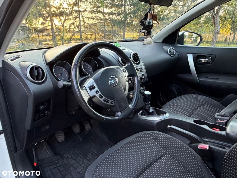 Nissan Qashqai 2.0 lounge - 7