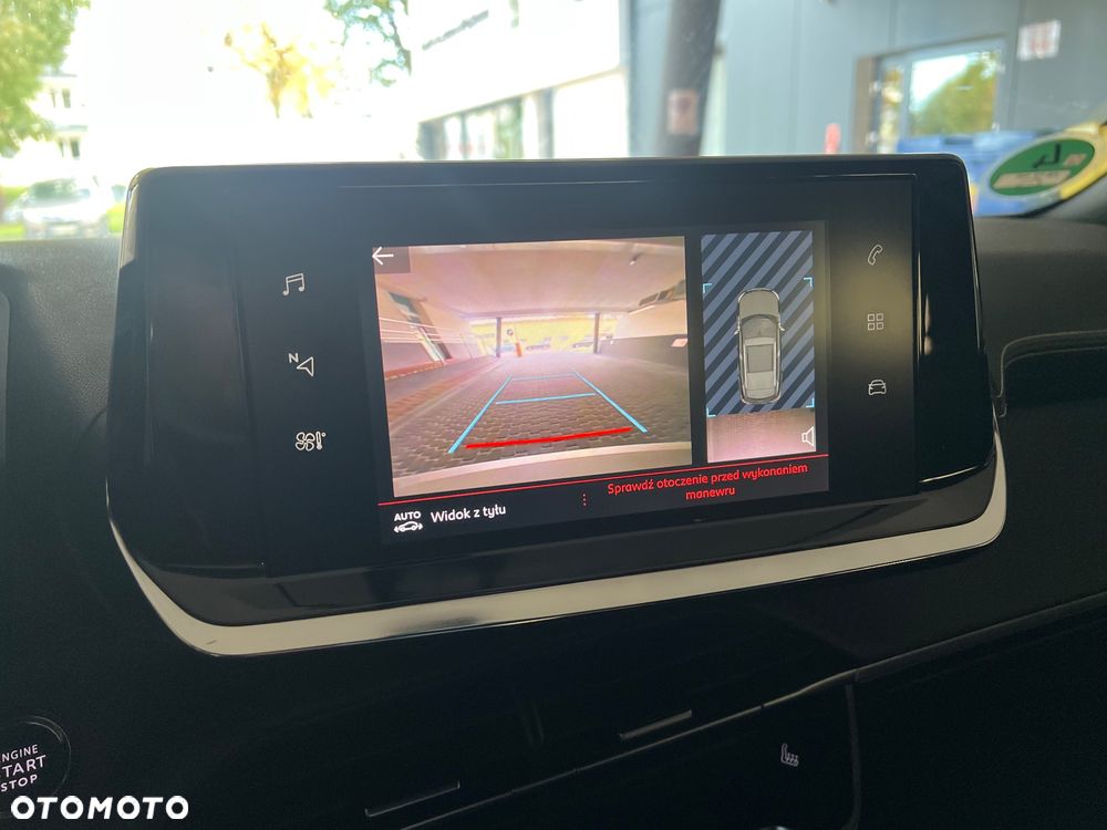 Peugeot 2008 PureTech 130 EAT8 GT - 26