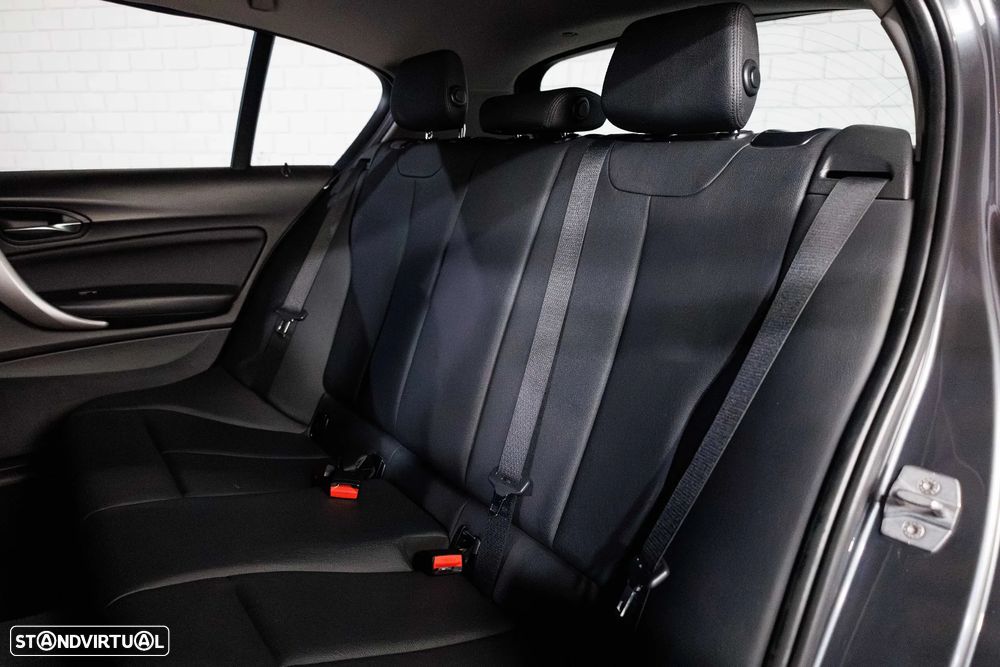 BMW 116 d EfficientDynamics Edition Urban Line - 12