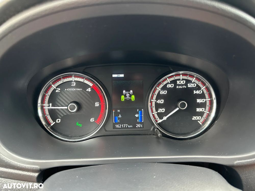 Mitsubishi L200 Double Cab 2.2 DI-D M/T Instyle - 10