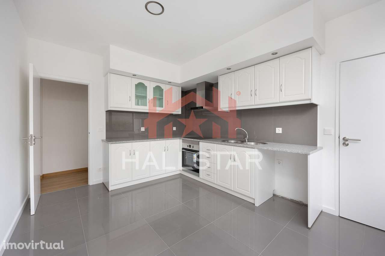 Apartamento T2 / Arrendamento / Cozinha Equipada / Sismaria / Leiria - Grande imagem: 3/26