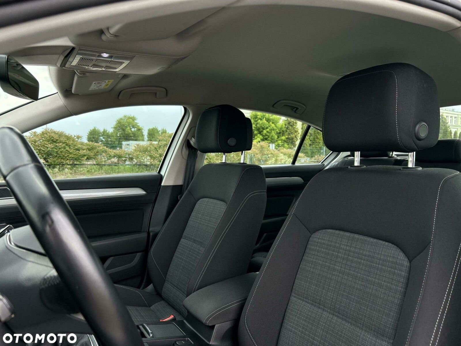 Volkswagen Passat 2.0 TDI EVO Business - 12