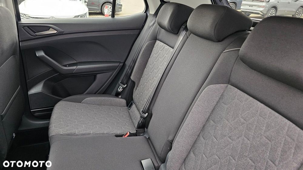 Volkswagen T-Cross - 36
