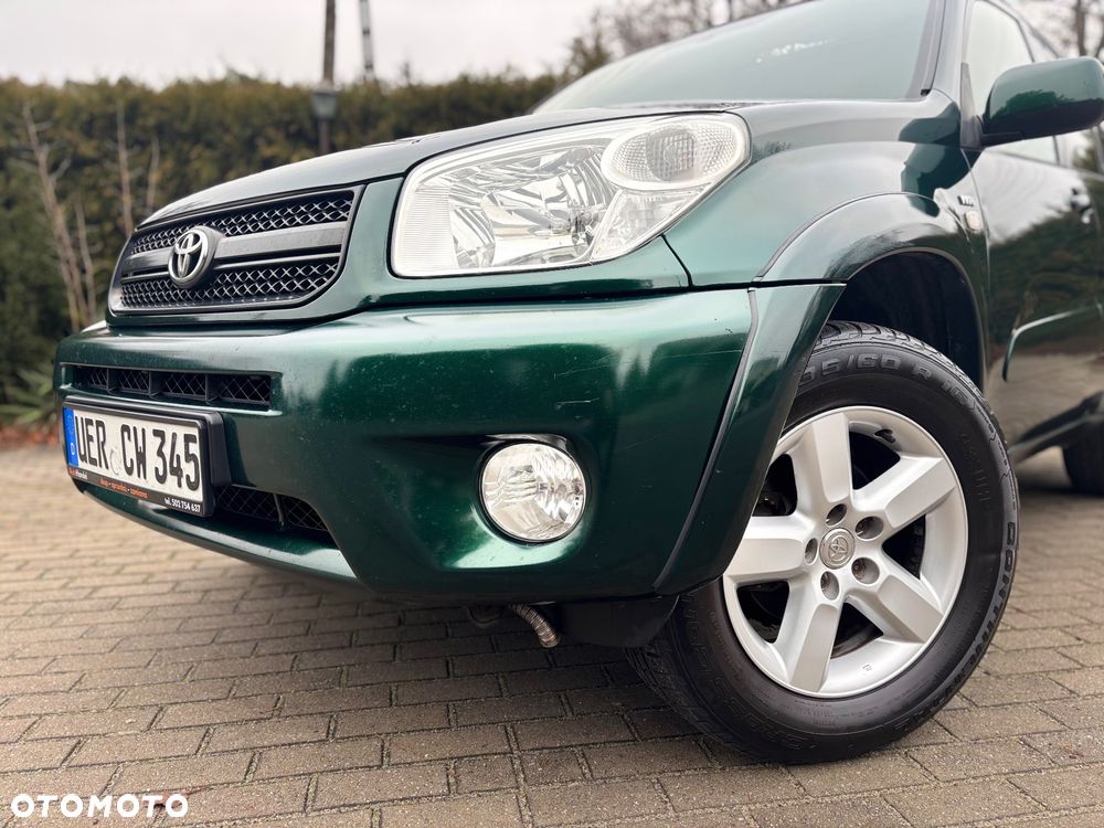 Toyota RAV4 2.0 VVT-i 4x4 - 25
