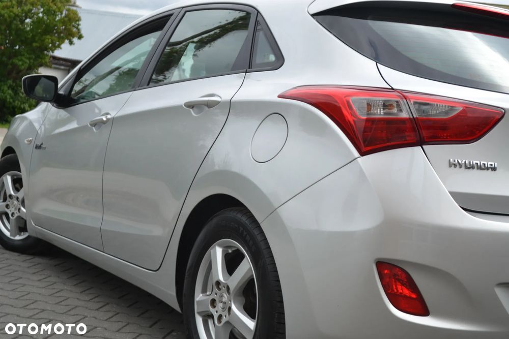 Hyundai i30 1.6 CRDi BlueDrive Classic - 16