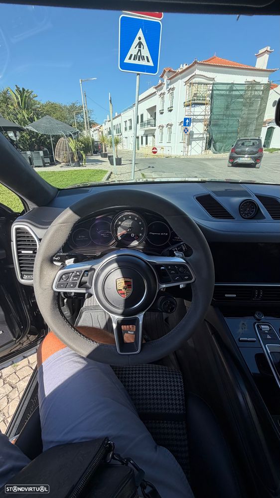Porsche Cayenne Coupé Turbo - 14