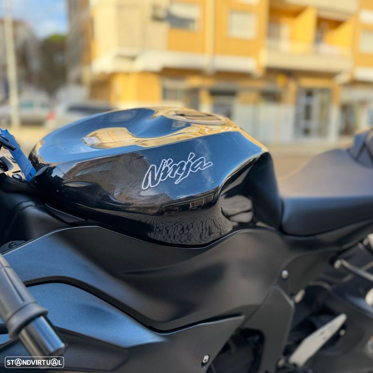 Kawasaki ZXR 600 - 2