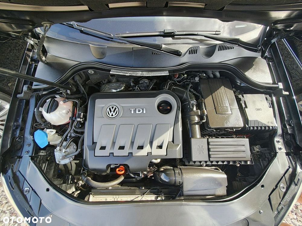 Volkswagen Passat 2.0 TDI DPF Highline DSG - 41