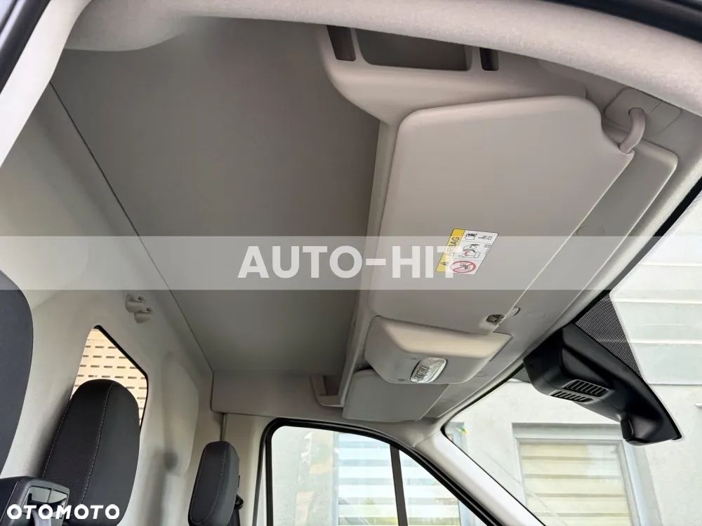 Ford Transit - 24