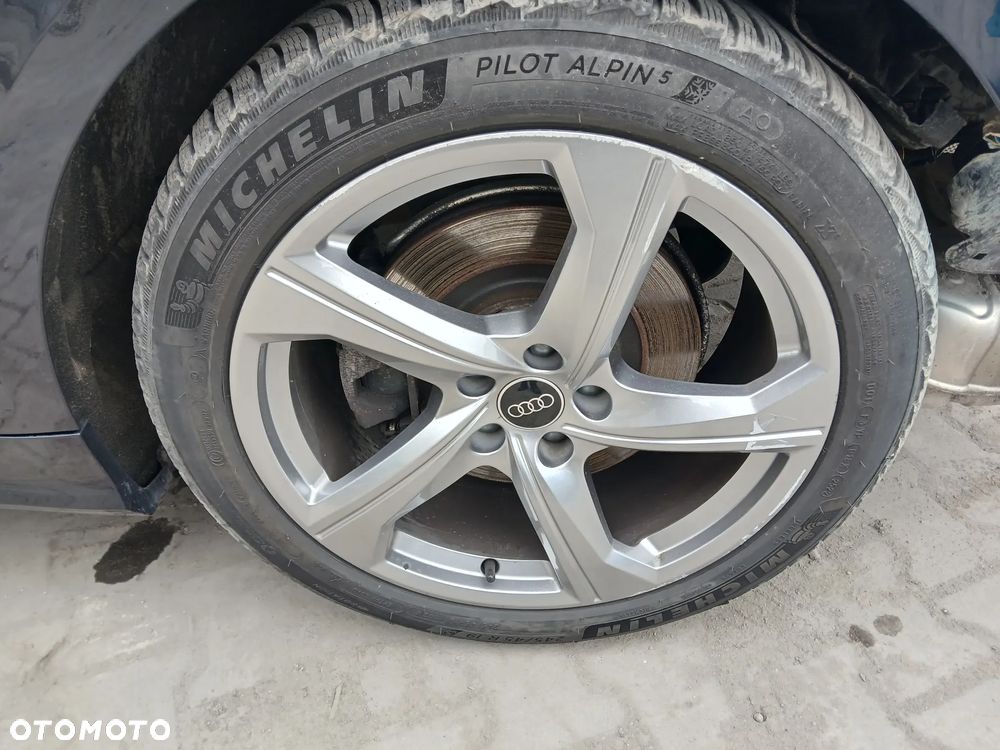 Audi A6 Avant 50 TFSI e quattro S tronic S line - 25