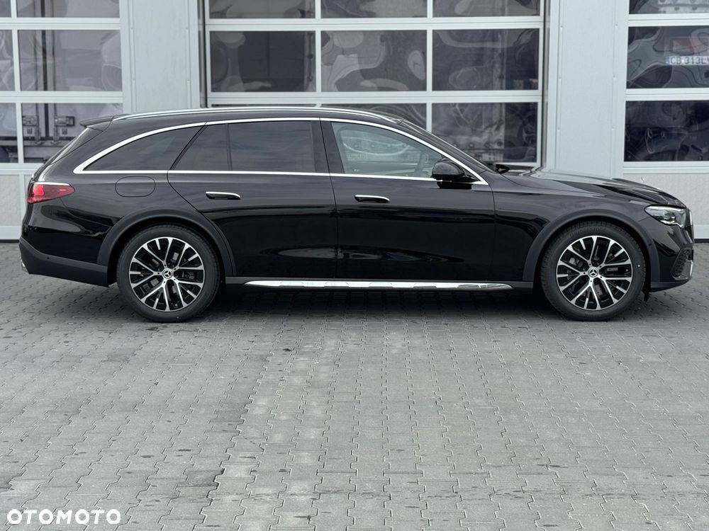 Mercedes-Benz E-Class 2025 photo 2