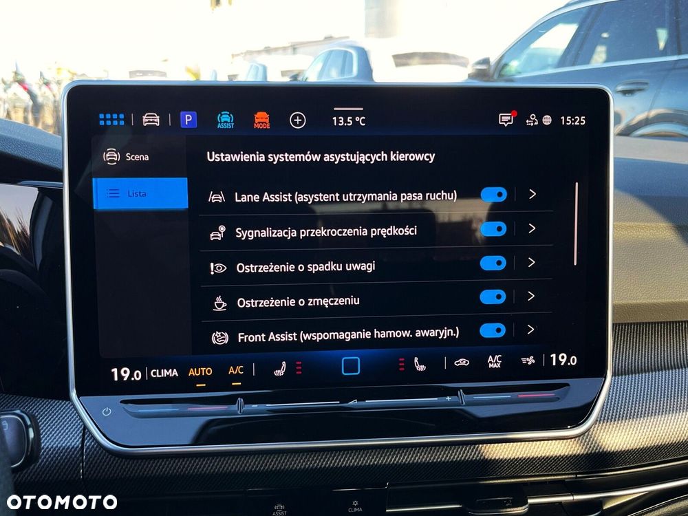 Volkswagen Golf - 12