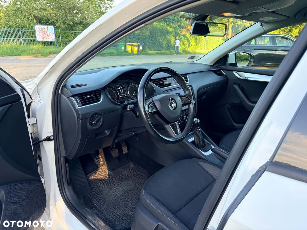 Skoda Octavia 1.5 TSI ACT Ambition - 7