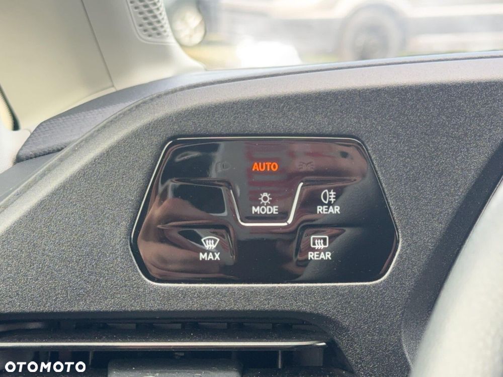 Volkswagen Caddy 2.0 TDI /102 KM Cargo MAXI - 23