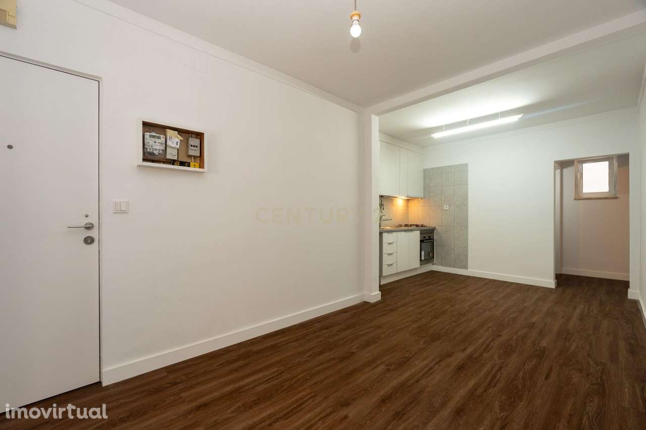 Apartamento T2 com Vista Rio Tejo – Dafundo, Cruz Quebrada - Grande imagem: 2/13