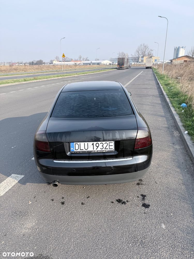 Audi A4 Limousine - 5