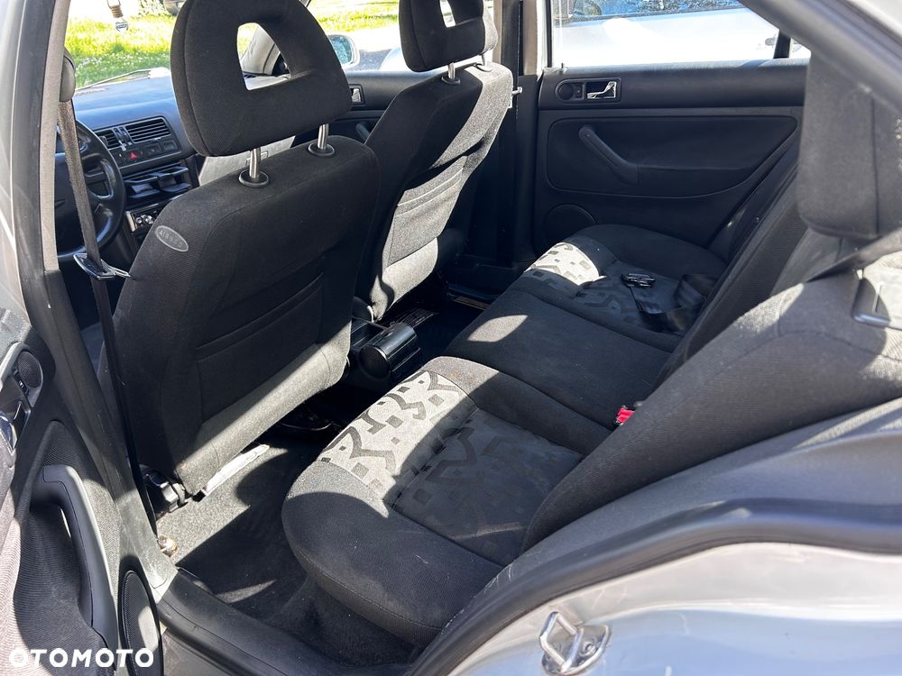Volkswagen Bora Variant 1.9 TDI - 10