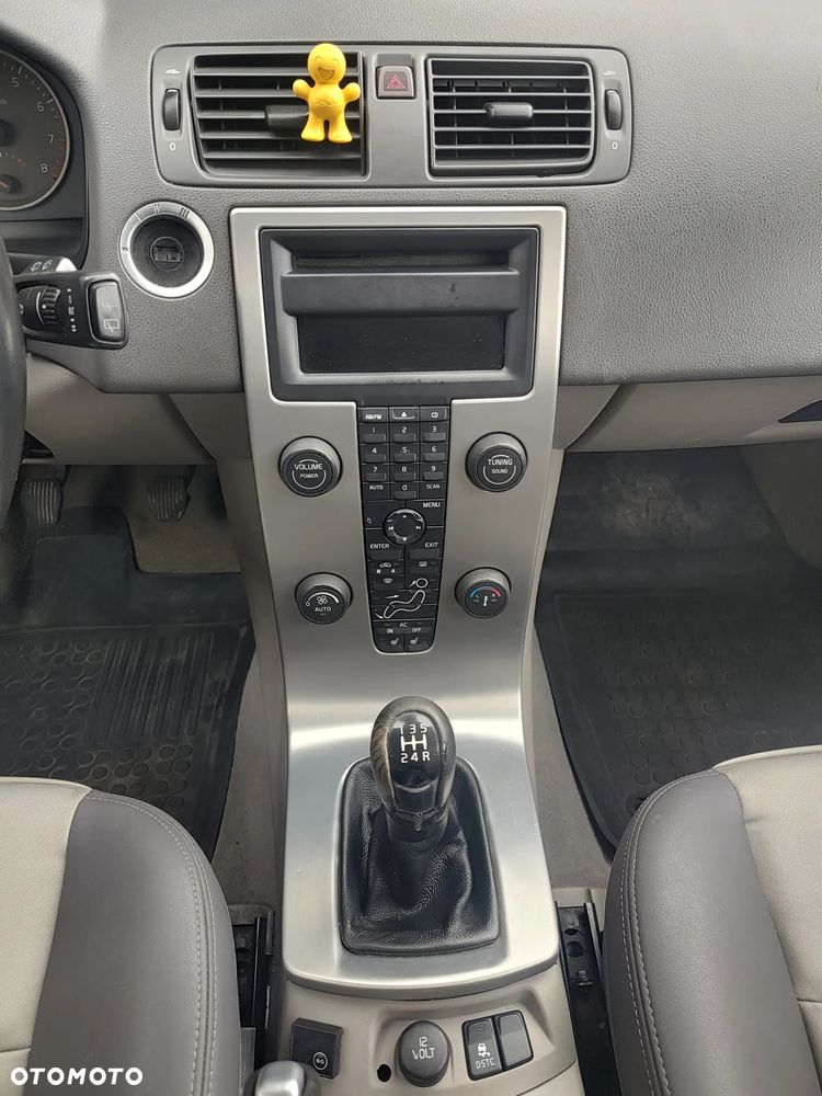 Volvo V50 2.4 Momentum - 16