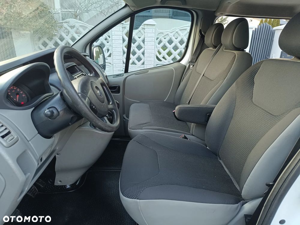 Opel Vivaro - 18
