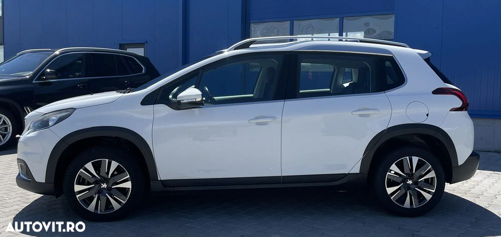 Peugeot 2008 PureTech 110 GPF Stop&Start EAT6 Allure - 11