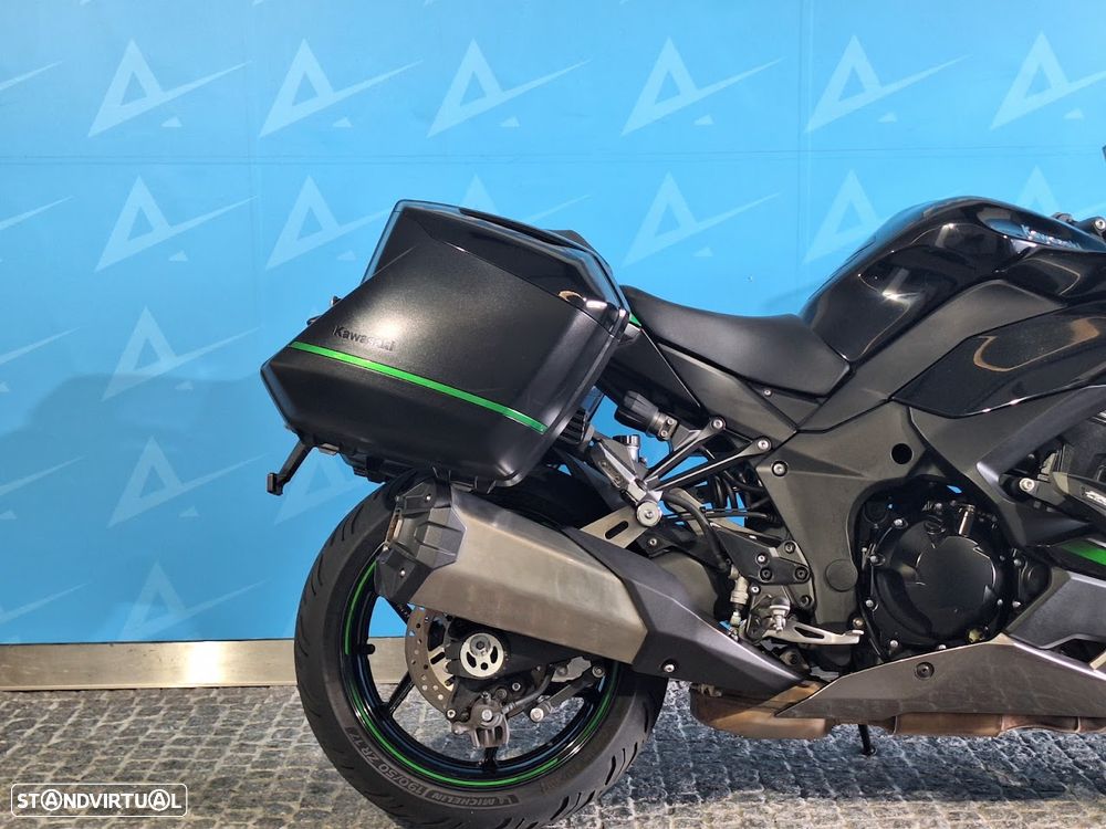 Kawasaki Ninja 1000 SX - 4