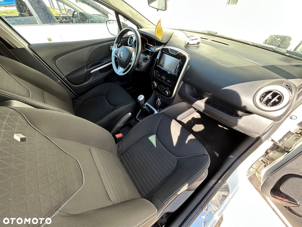 Renault Clio 1.2 16V Limited - 9