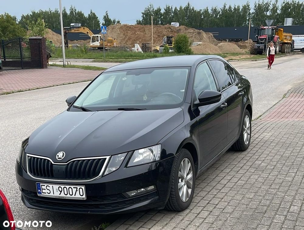 Skoda Octavia 2.0 TDI Drive DSG - 2