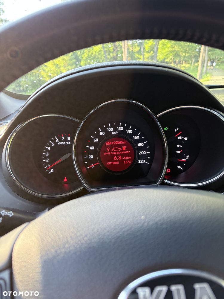 Kia Rio - 7