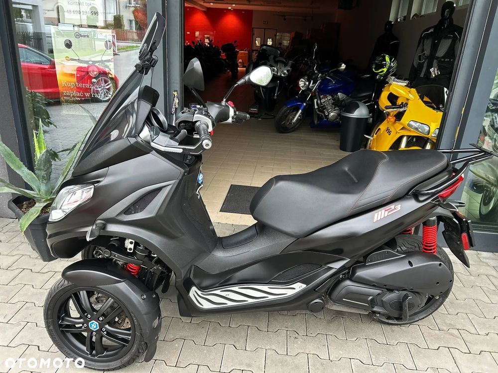 Piaggio MP-3 - 5