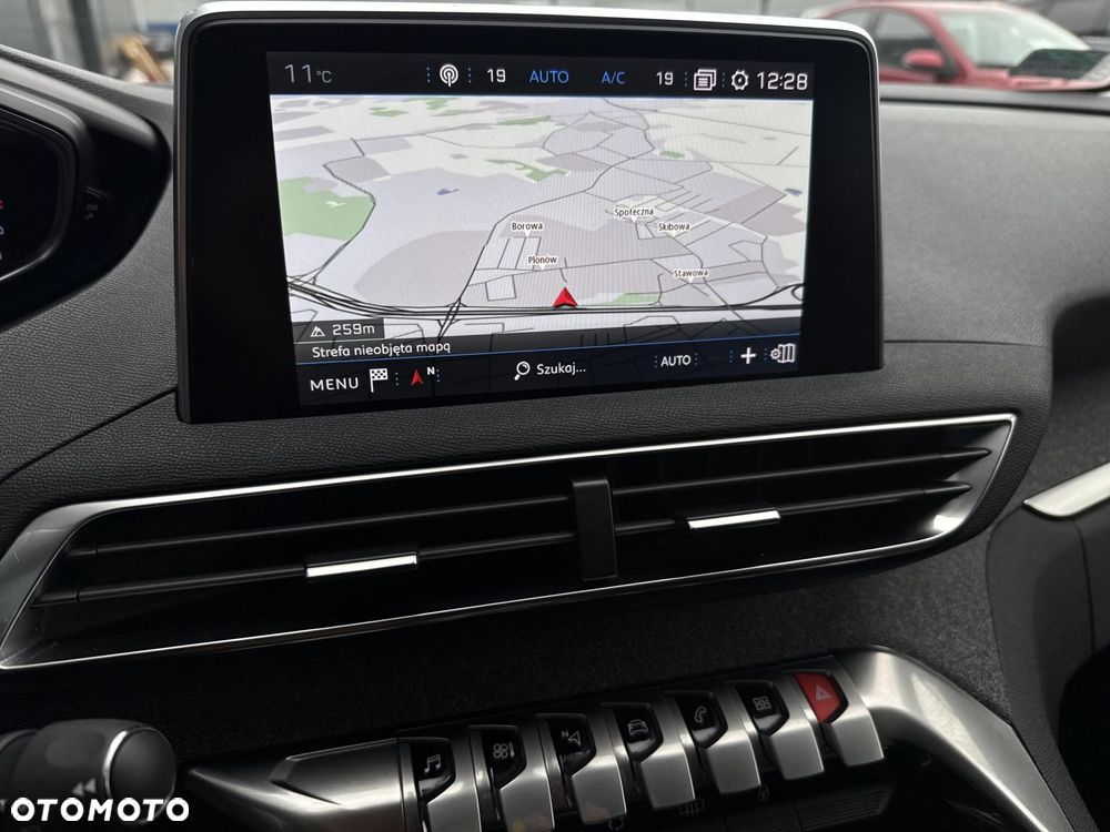 Peugeot 5008 1.6 PureTech Allure S&S EAT8 - 22