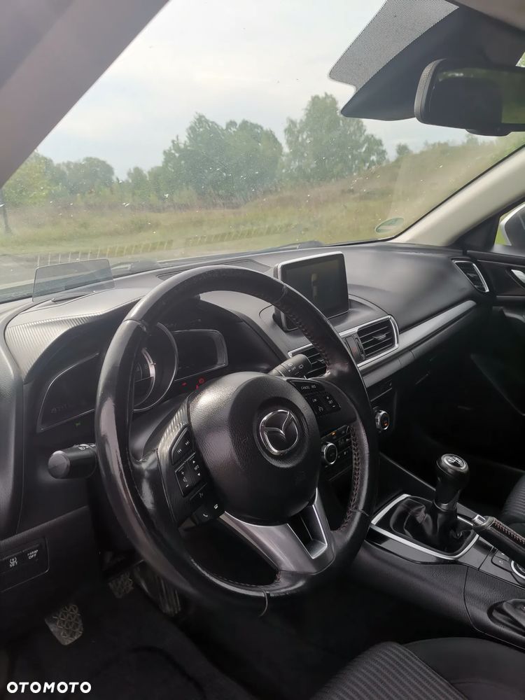 Mazda 3 - 10
