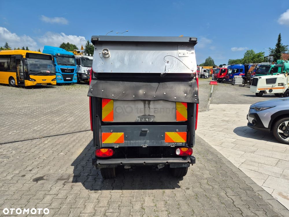 Hako Citymaster 2200 / ZAMIATARKA DROGOWA / KOMPAKTOWA ZAMIATARKA / SERWISOWANA / 2 MIEJSCA / EURO 6 / IDEALNA DO MIASTA I CHODNIKI / BEZWYPADKOWA / MOŻLIWOŚĆ TRANSPORTU - 4