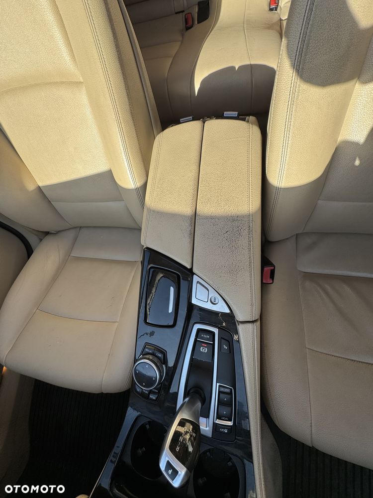 BMW Seria 5 530d - 31